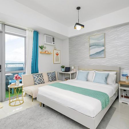 Manhattan Heights Modern Studio Cubao Bagian luar foto
